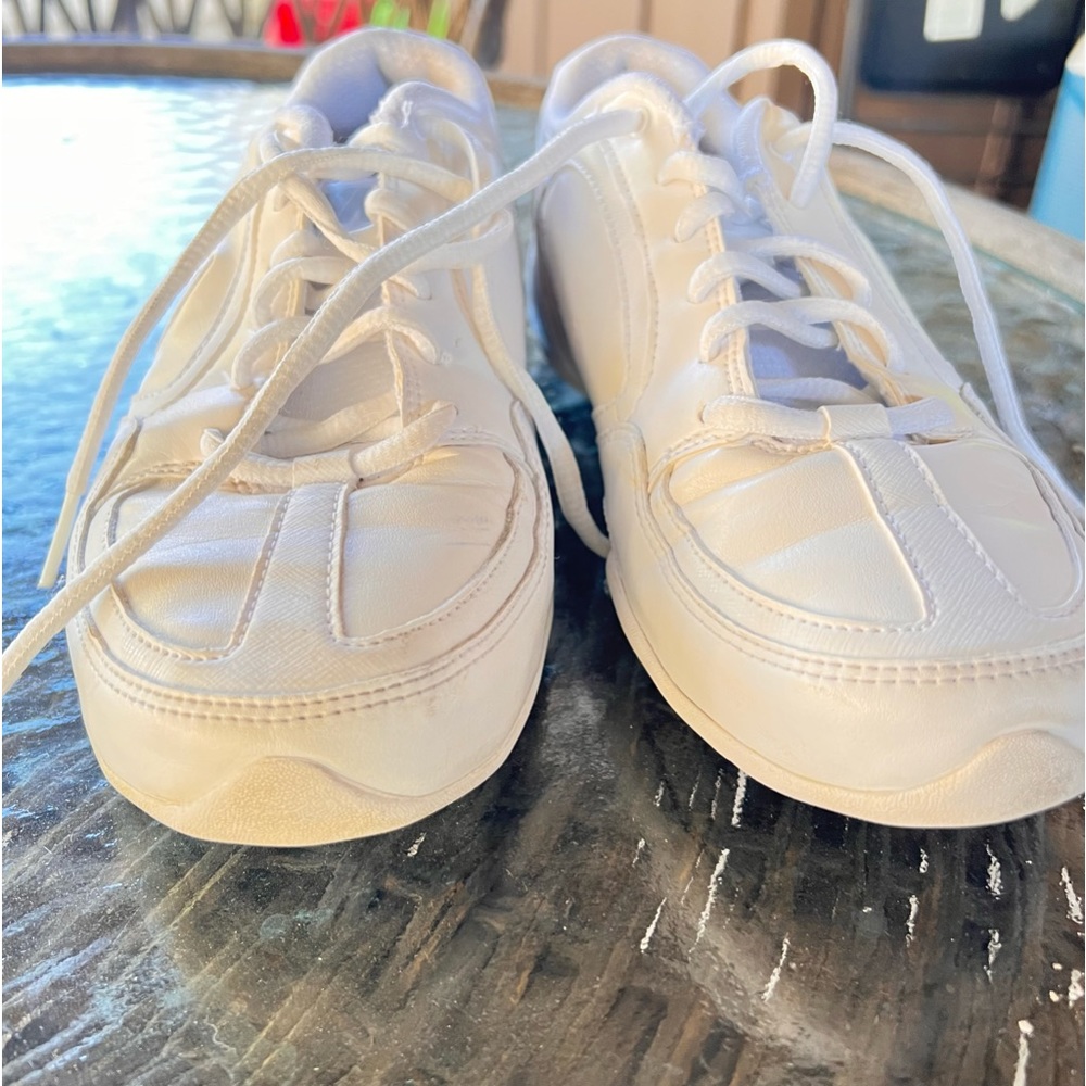 Girls cheer shoes..